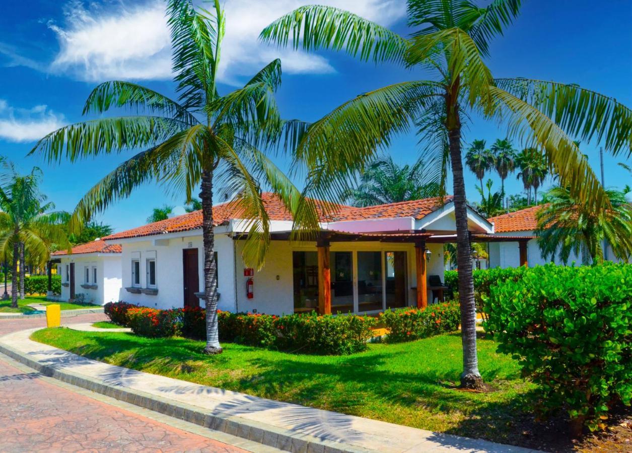 Las Veraneras Villas & Resort Acajutla Εξωτερικό φωτογραφία