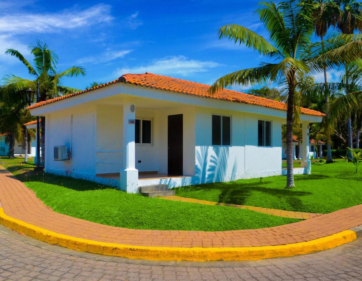 Las Veraneras Villas & Resort Acajutla Εξωτερικό φωτογραφία